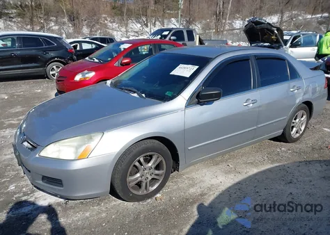 2007 Honda Accord 2.4 Se из США, поврежденный, VIN 1HGCM56307A174575